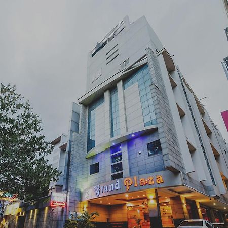 Super Capital O Grand Plaza Hotel Coimbatore Exterior foto