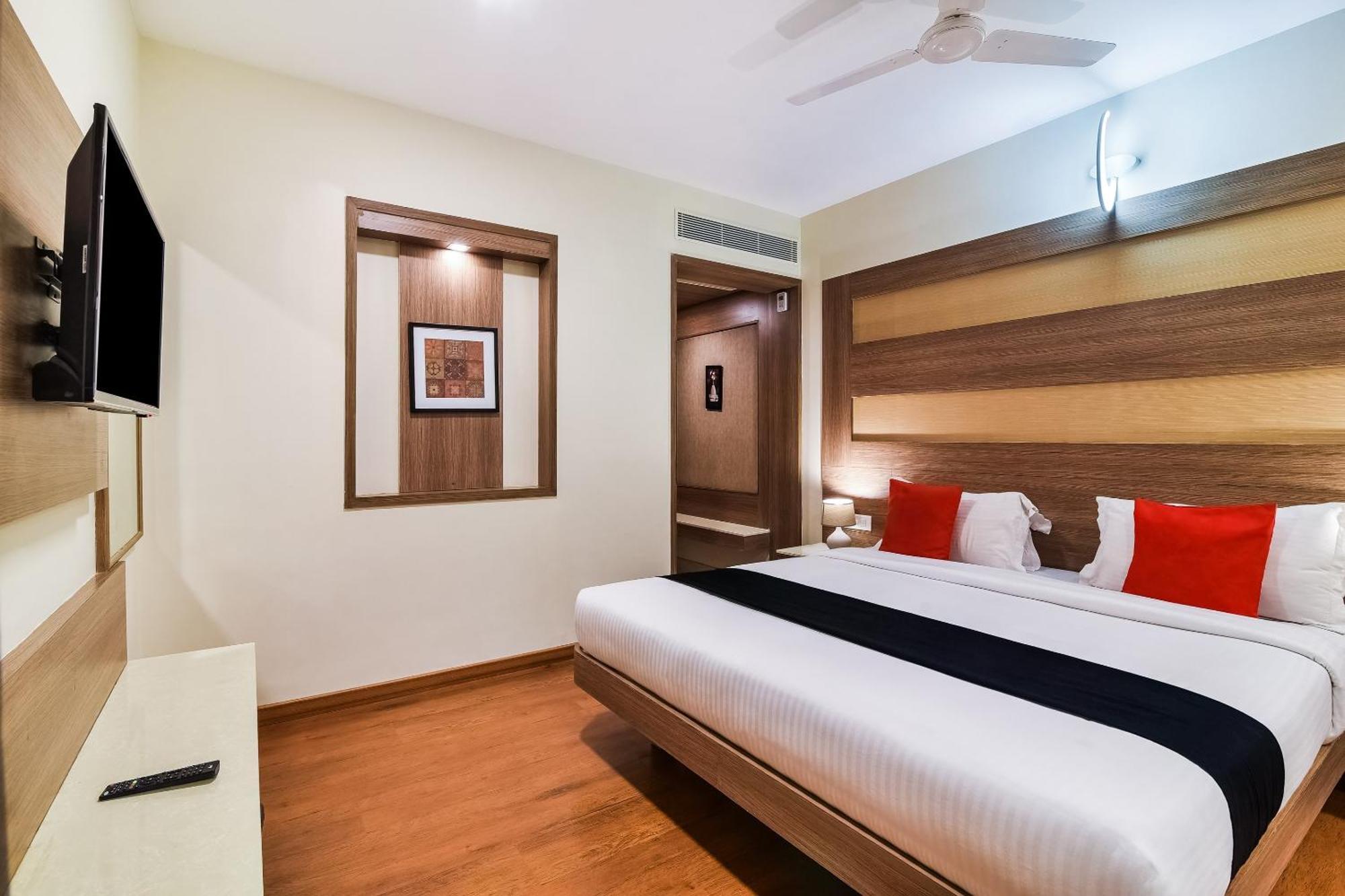 Super Capital O Grand Plaza Hotel Coimbatore Exterior foto