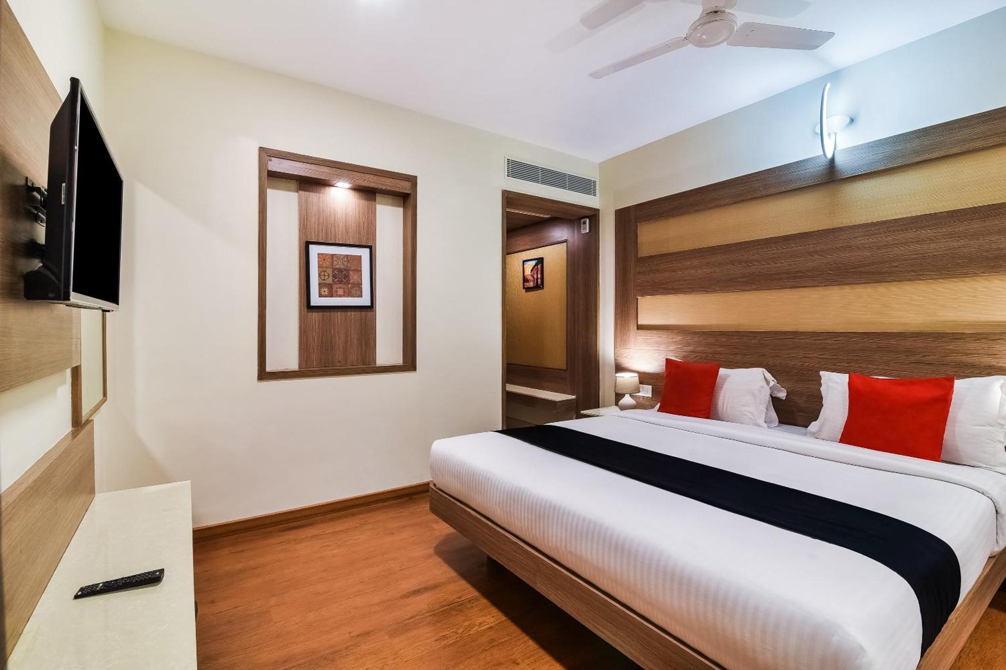 Super Capital O Grand Plaza Hotel Coimbatore Exterior foto
