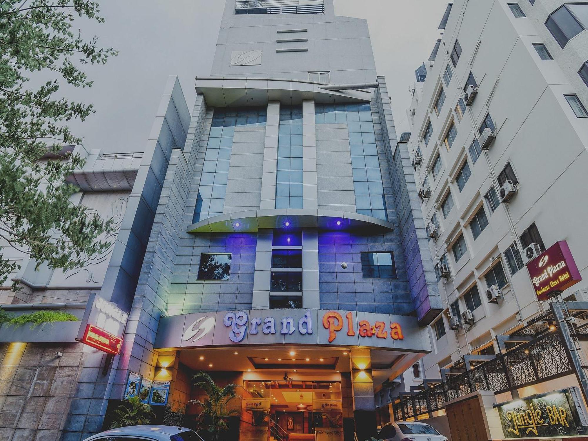 Super Capital O Grand Plaza Hotel Coimbatore Exterior foto